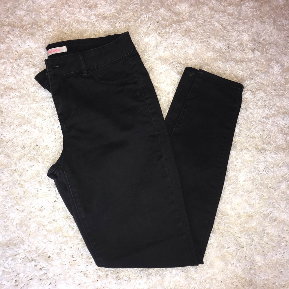 Black stretchy jeans